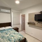 Apartamento completo de 3 Habitaciones cerca de la Playa